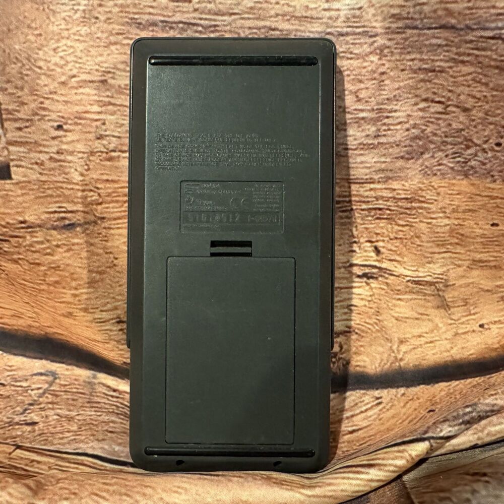 Texas Instruments TI-82 Graphing Calculator Vintage Tested SAT ACT AP Math Cover - Picture 3 of 9